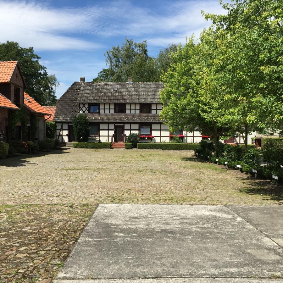 Engels Hof Wolfsburg Luaran gambar